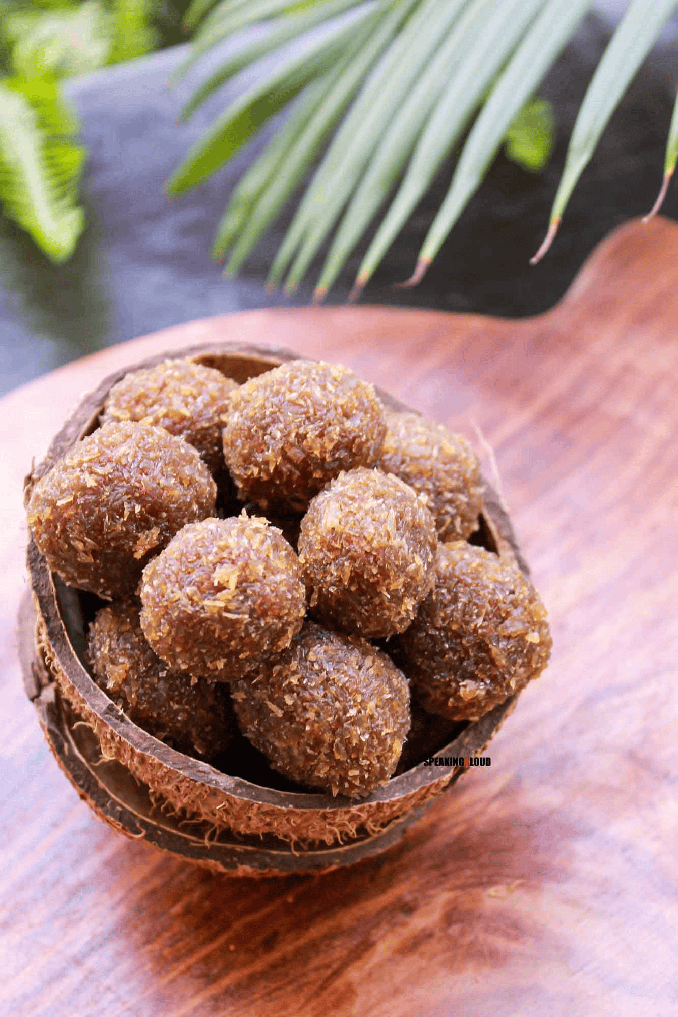 COCONUT LADDU